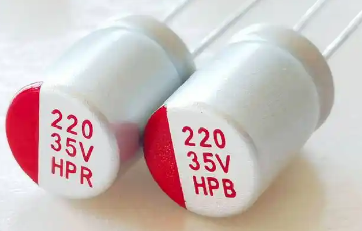 固態(tài)電容的性能特點(diǎn)有哪些？